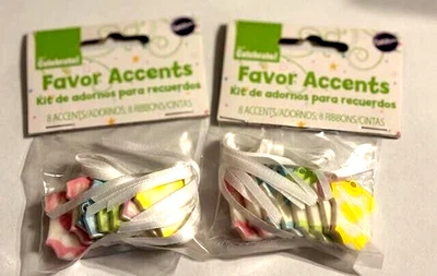 Camiseta Baby Shower One Piece Corbatas Favor Accentos Lote de 2 paquetes de 8 WILTON Foto 1 de 3