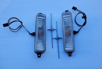 Lentes de luz de estacionamiento delanteras Cadillac Deville 1966 usadas OEM Foto 1 de 4