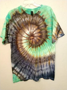 Handmade Spiral Tie Dye Shirt Unisex Men Women Sz L Hippie Cotton Gildan (T116) - Picture 1 of 3