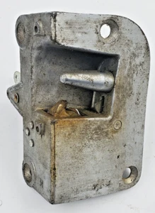Cierre usado para puerta delantera derecha del pasajero Mercedes-Benz 1960-68 *1107301235 - Imagen 1 de 4
