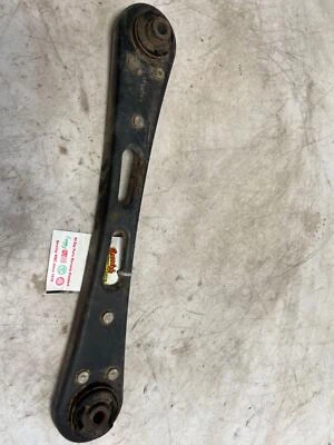 Brazo de control inferior trasero derecho o derecho Ford Mustang 2005-2009 OEM 9R3Z5A649B Foto 1 de 4