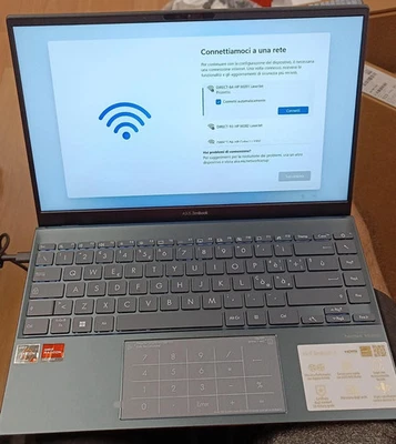 ASUS ZenBook 14 UM425QA-KI175W 5600H Amd Ryzen 5 8Gb Hd 512Gb Ssd 14" Windows 11 - Immagine 1 di 2