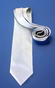 PAUL SMITH London TIE Metallic Grey/Silver Silk w/Diagonal Ridges 4”wide Italy - Picture 1 of 8