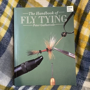 Lot of 8 x Fly Fishing Tying Fish Ties Tie Books Handbooks - Picture 1 of 17