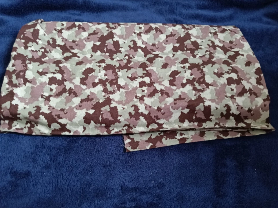 Tela de algodón camuflada creativa New Springs, camuflaje verde, 42" x 1 yarda Foto 1 de 1