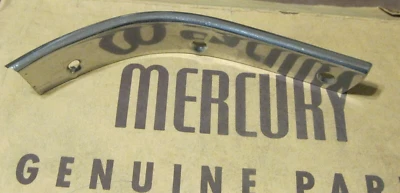 Moldura guardabarros delantero derecho Mercury 1952 NOS, BC-16164-B Foto 1 de 2