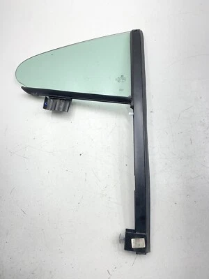 2013 VOLKSWAGEN CC ЗАДНИЙ ПРАВЫЙ ПРОХОД БОКОВАЯ ДВЕРЬ ОКНО УГОЛ ФИКСИРОВАННОЕ СТЕКЛО OEM - Изображение 1 из 4