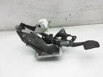 Оригинальная педаль тормоза полного привода Nissan Versa 2020 1,6 л 46501-5Ra2a - Изображение 1 из 4