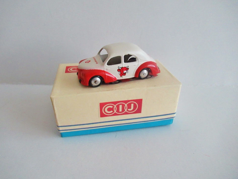 CIJ  RENAULT 4 CV   " LA VACHE QUI RIT "    MODELE INEDIT - Photo 1/4