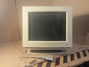 Vintage 1994 Apple Macintosh Color Display CRT Monitor M1212 , TURNS ON - Picture 1 of 10