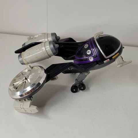 Bandai B-Fighter Kabuto Deluxe Beetle Base Parts 1997 Toy Figure Made in Taiwan Cover