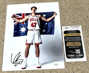 LACHLAN OLBRICH Chicago Bulls SIGNED 8X10 Photo JSA COA AUSTRALIA - Picture 1 of 3