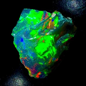 Ethiopian Opal gemstone, natural black opal raw, fire opal rough 4 Ct 16x14 mm - Picture 1 of 12