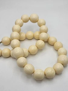 Vintage French Ivory Lucite Plastic Round Beaded Necklace - Picture 1 of 8