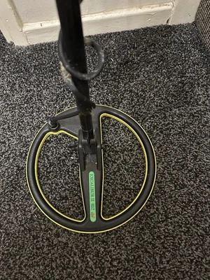 Minelab Excalibur II Deep Diving Metal Detector - Image 1 of 4