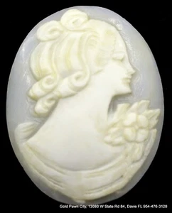 Vintage Hand Carved Shell Cameo ~37mm x 28mm Tiny Hairline Crack On Back - Picture 1 of 8