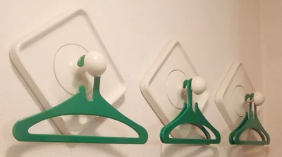 Kleiderbügel Design Kunststoff / Acryl 5 x Bügel Grün Vintage Retro ohne OVP - Bild 1 von 4