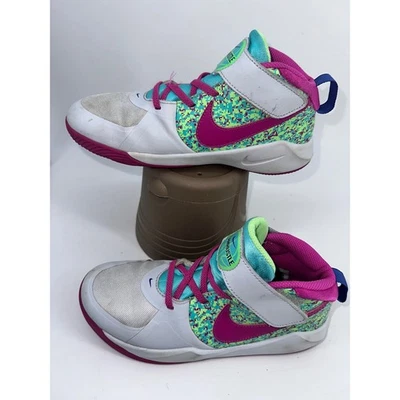 Nike Girls Team Hustle D 9 DIGI DC1993-001 White Basketball Shoes Sneakers Sz 3Y - Image 1 of 4