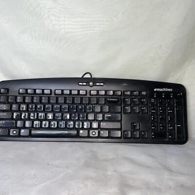 emachine keyboard black with usb cord model kb-0705 - Image 1 of 4