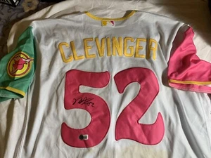 Mike Clevinger Signed San Diego Padres City Connect BAS Beckett (see Description - Picture 1 of 6