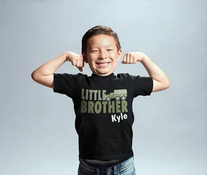 Army Little Brother Shirt - Personalized sibling Shirt-Kids lil Bro Announcement - Picture 1 of 2