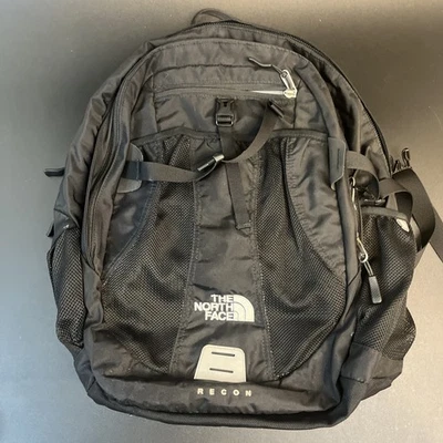 Mochila de viaje The North Face Recon negra 30L Transit Commuter para computadora portátil Foto 1 de 4