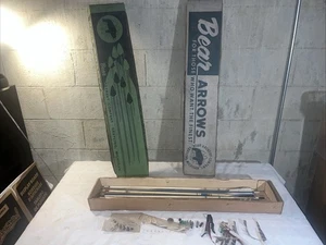 Bear Archery  Arrows Bow Vintage Metal Tip Point Red White + (2) Boxes 6 Arrows - Picture 1 of 21