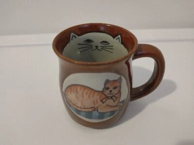 Taza CALICO CAT VINTAGE AÑOS 70 Estilo Marrón con Gato Blanco Dentro De Taza HECHA EN JAPÓN Foto 1 de 4