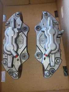2015-2020 MERCEDES GLA250, GLA45 FRONT BRAKE CALIPERS LEFT & RIGHT,  AMG BREMBO - Picture 1 of 11