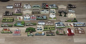 Huge Lot Shelia’s Collectibles Historic Houses Shelf Sitters Lot Of 43 Vintage - Picture 1 of 15
