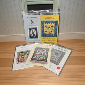 Lot Of 6 Animal Themed Quilt Pattern Projects.. Stained Glass Peacock Cats, Frog - Picture 1 of 13