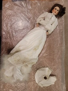 FRANKLIN MINT HEIRLOOM PORCELAIN DOLL MARYSE NICOLE CHARMIN' CRYSTAL 1991 - Picture 1 of 9