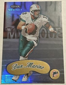1999 Fleer Mystique Dan Marino Gold Dolphins 