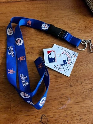 New York Mets Key Chain Lanyard w/Detachable Buckle 1" Wide, 22" Long-NEWw/tags! - Image 1 of 4