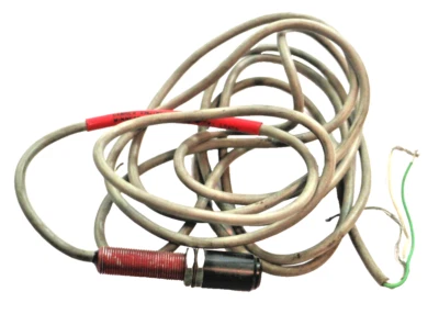 Banner Engineering Model LR400 Photoelectric Optical Proximity Sensor - Image 1 of 4