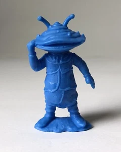 RARE Vintage 1990 Ultra Q #47 KANEGO Fujiya Kaiju Monster PART 4 Toy BLUE 2.25” - Picture 1 of 3