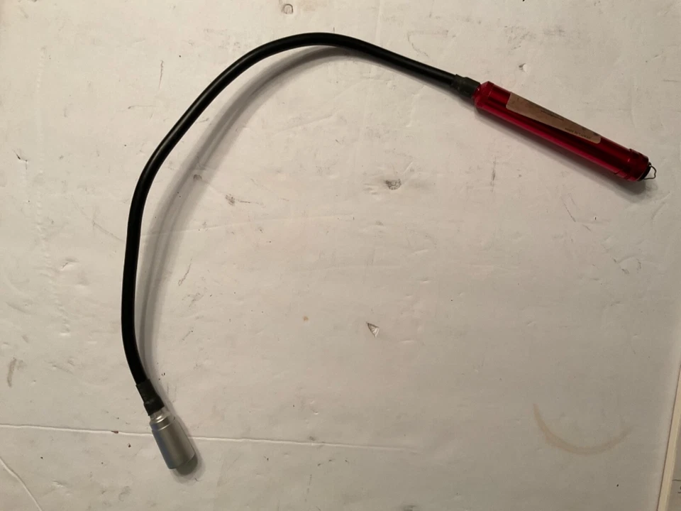 Lámpara LED Cobra funciona muy bien. Cabezal Flex 800010 Foto 1 de 4