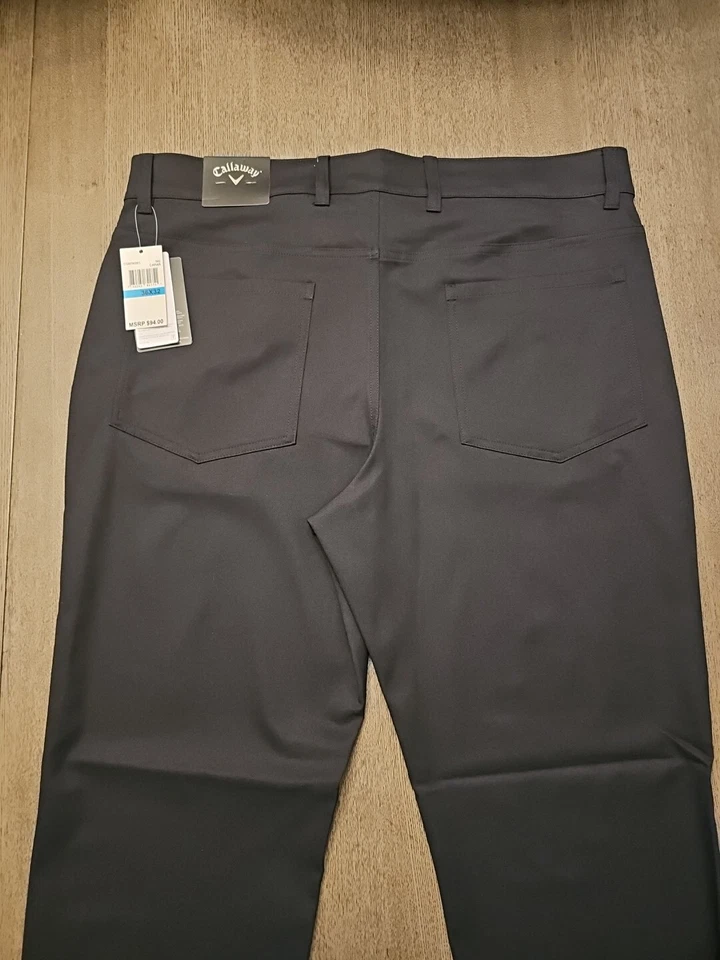 Callaway 36x30 Black Caviar Opti Dri Golf Stretch