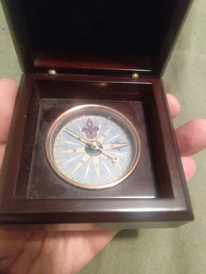 Brújula Samuel Emery de colección estuche de caoba Salem, MA artes decorativas Foto 1 de 4