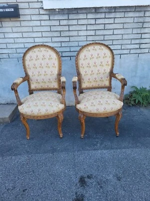 Sillones italianos de nogal de los años 40 - recién tapizados, par de mediados de siglo Foto 1 de 4