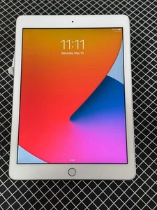 Apple iPad 6th Gen 9.7" (128GB Storage - White - MR7K2LL/A) - Picture 1 of 11
