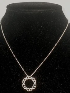 Vintage Saq Silvertone Necklace With Round Twisted Circle Pendant - Picture 1 of 4