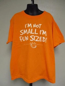 NEW Funny Graphic "I'm not small I'm fun sized!" Youth Small (8) Shirt - Picture 1 of 3