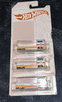 Hot Wheels 2020 Pearl and Chrome 6/6 - Volkswagen T2 Pickup (blanco) lote de 3 Foto 1 de 3