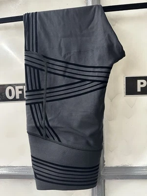 Fanka Body Sculpt 7/8 Resistance Leggings Reversible Wear with Pockets Black L - Image 1 of 4