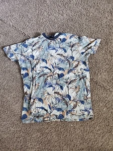 Free Planet Junior Boys T-Shirt Cotton Blue Hawaiian Flamingo Print Size Small - Picture 1 of 3
