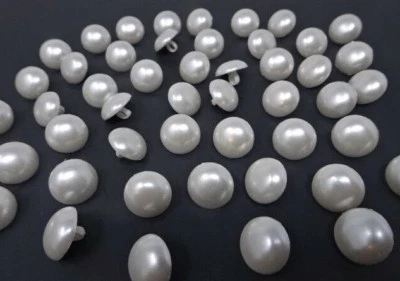 Vintage Faux Pearl White Dome Round Shank Buttons 16mm Lot of 6 AA83 - Image 1 of 4