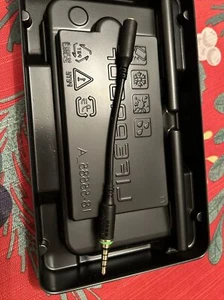 LifeProof Audio Jack Adapter - Zdjęcie 1 z 1