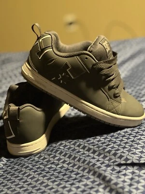 Zapatos DC para niños Foto 1 de 4