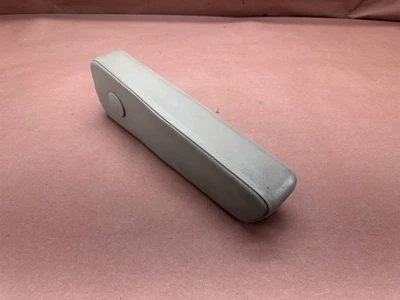 Reposabrazos asiento delantero izquierdo bmw e28 528e m5 535i e23 735i cuero beige OEM #86160 Foto 1 de 4